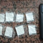 Homem é preso com porções de cocaína em Araçariguama