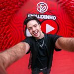 Enaldinho traz o espetáculo ‘A Origem de Happy e Angry’ para Sorocaba
